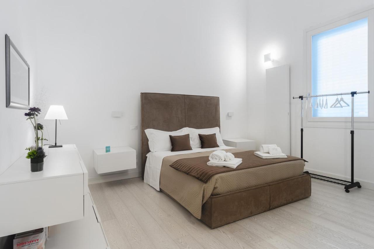Dimora Elce Suites Elegance & Design Лече Екстериор снимка