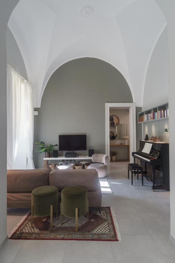 Dimora Elce Suites Elegance & Design Лече Екстериор снимка